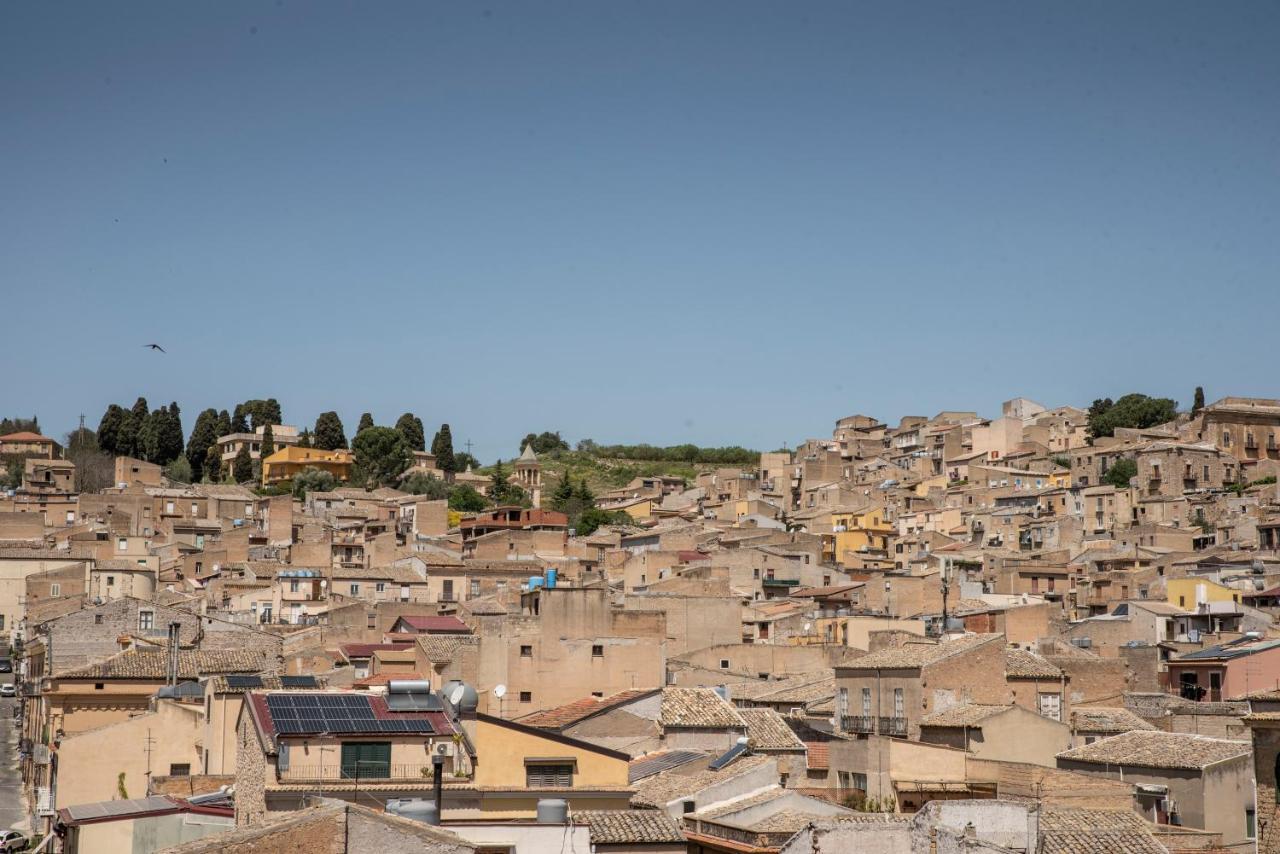 Ferienwohnung Come A Casa Panoramico E Centralissimo Canicattì Exterior foto